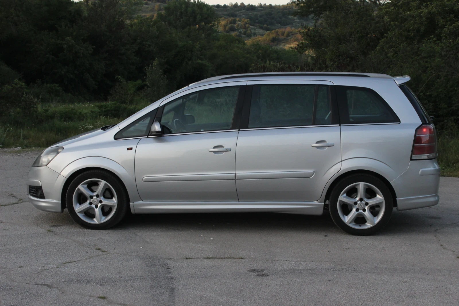 Opel Zafira  - изображение 2