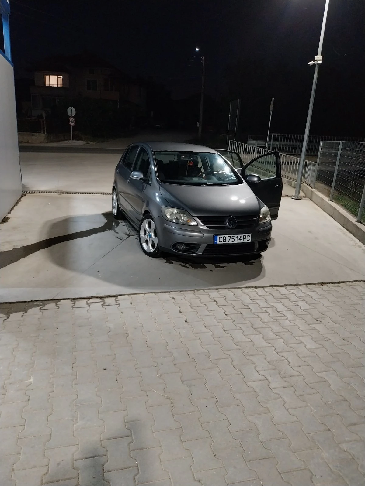 VW Golf Plus  - изображение 2