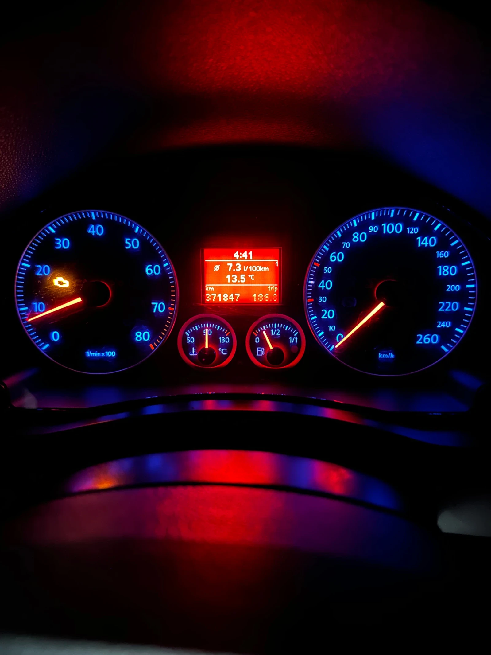 VW Golf | Mobile.bg   11