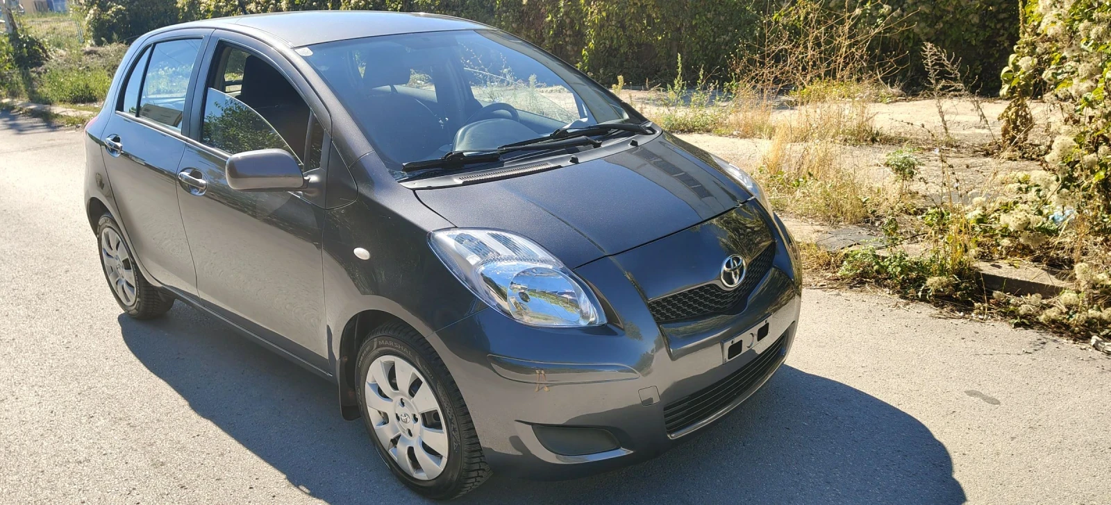 Toyota Yaris 1.0VVT-i 93000 FACELIFT | Mobile.bg   1