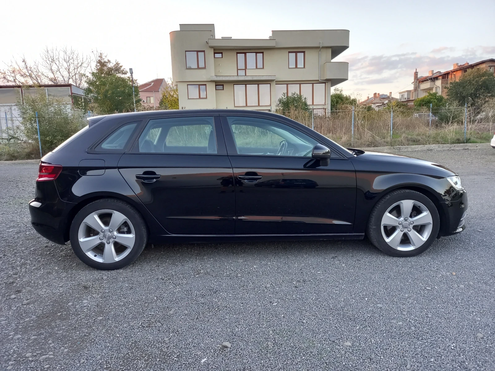 Audi A3 1.4 TFSI  - изображение 3
