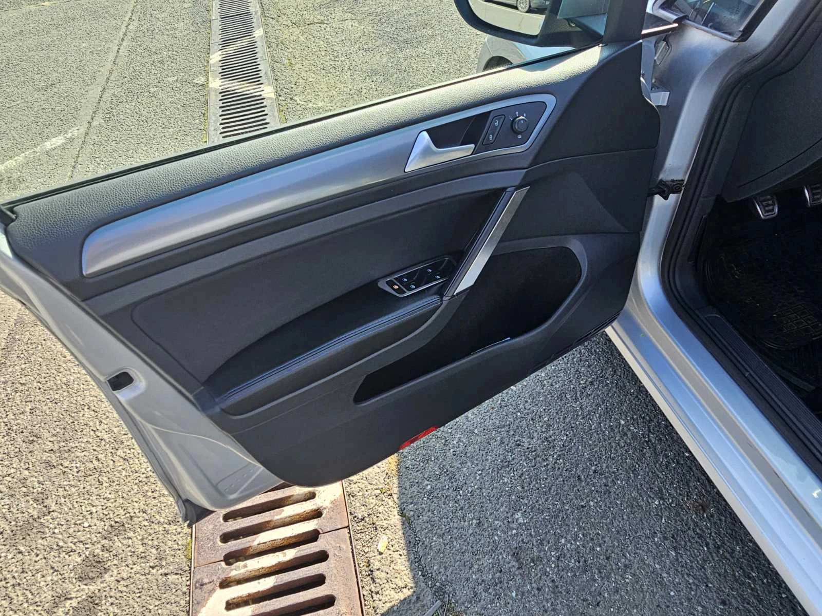 VW Golf 1.6 TDI BlueMotion | Mobile.bg � ����������� 12