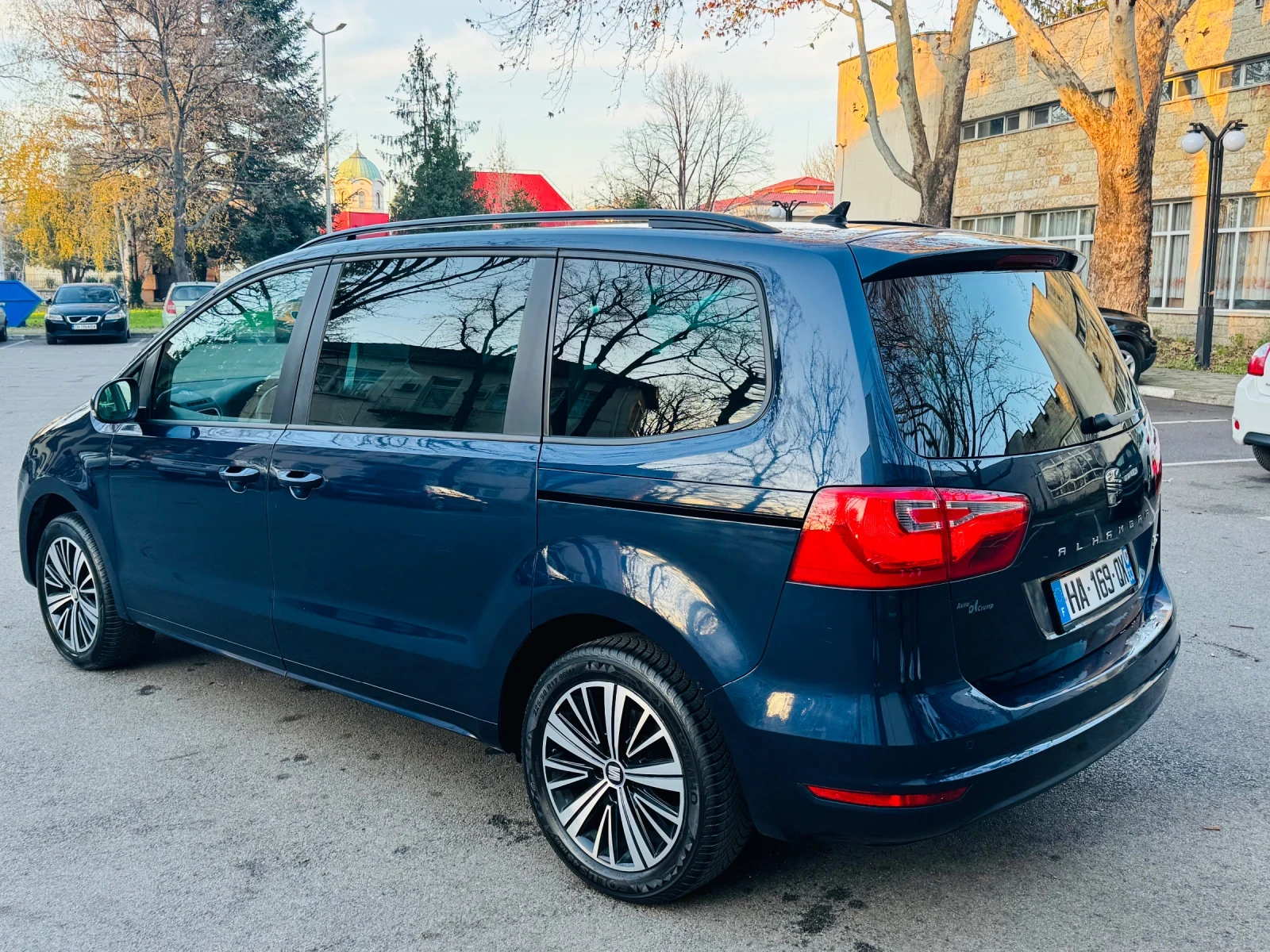 Seat Alhambra  - изображение 7