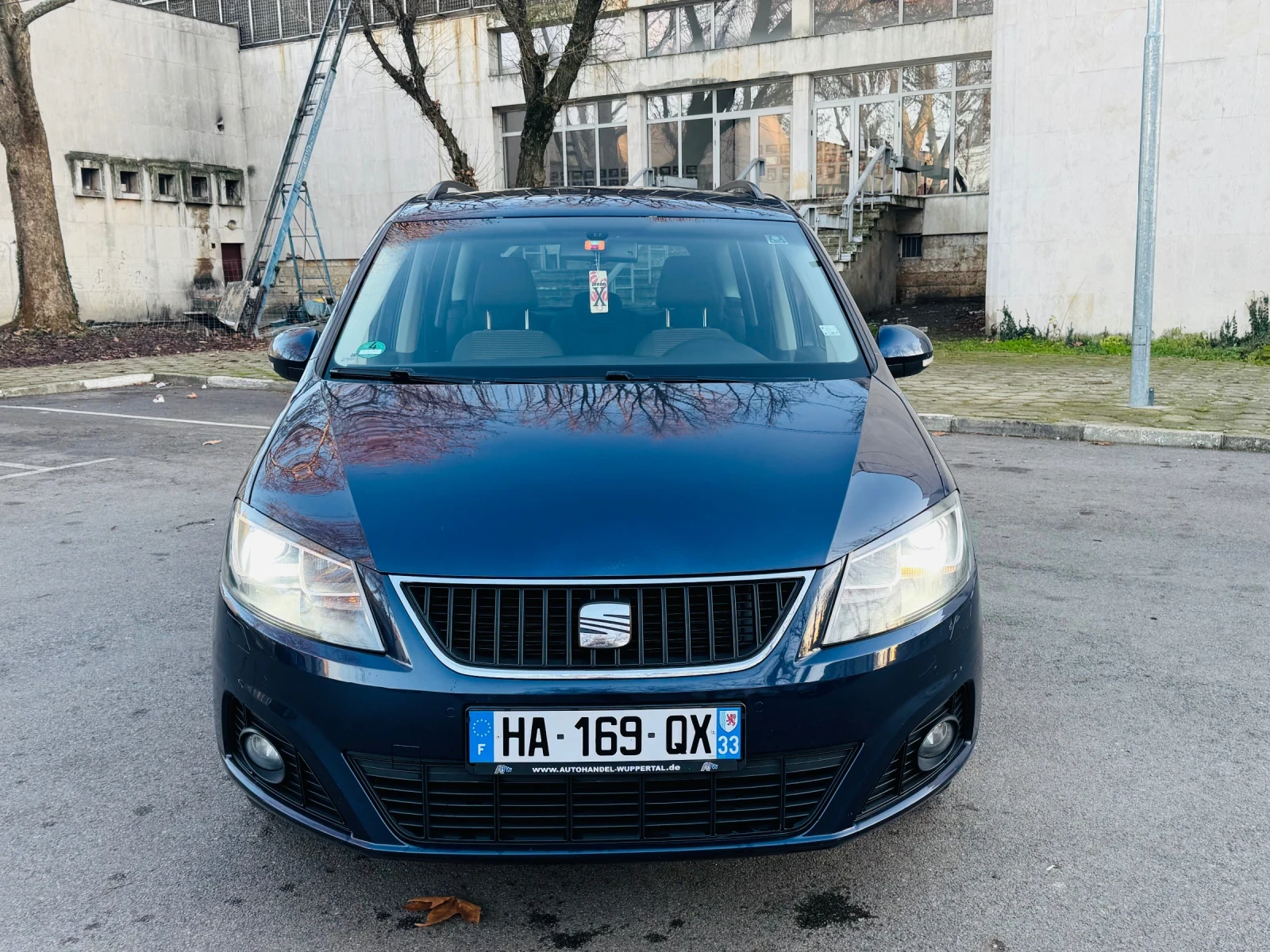 Seat Alhambra  - изображение 2