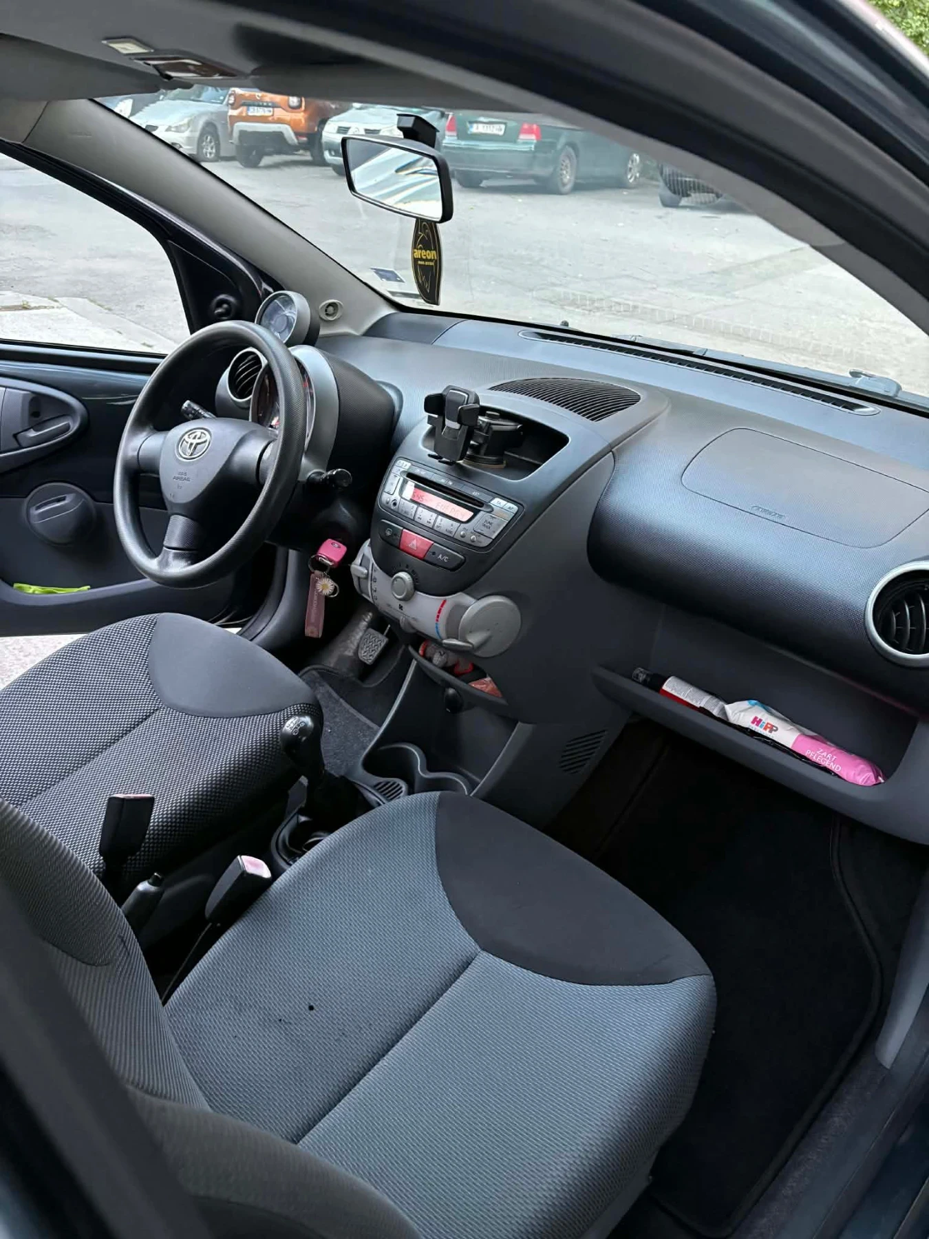 Toyota Aygo 1.0i - изображение 6
