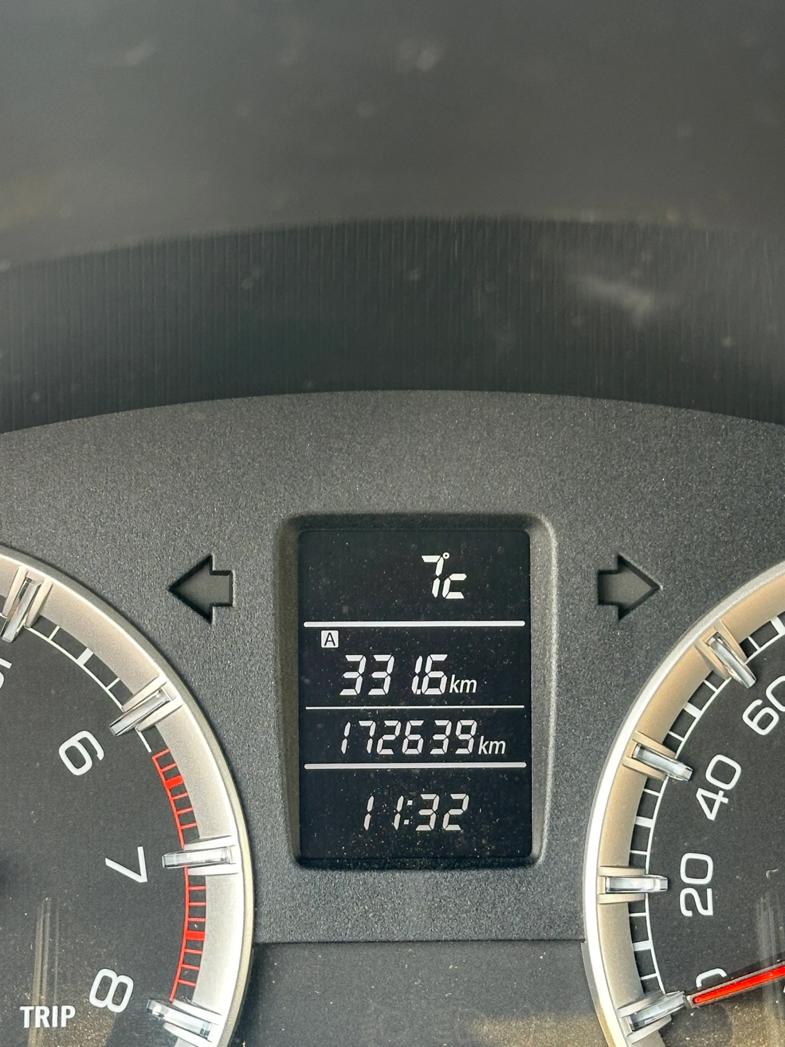 Suzuki Swift, снимка 9 - Автомобили и джипове - 53705506