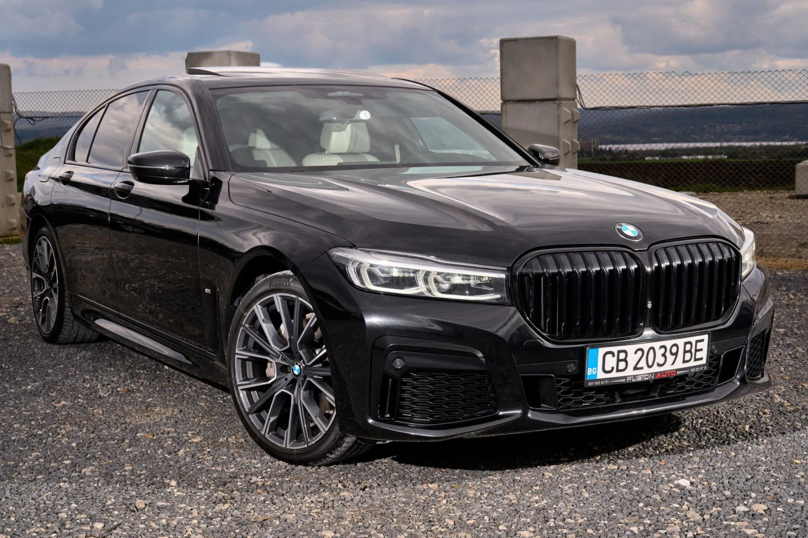 BMW 730 XDrive * Facelift * M-Performance , снимка 3 - Автомобили и джипове - 54327418