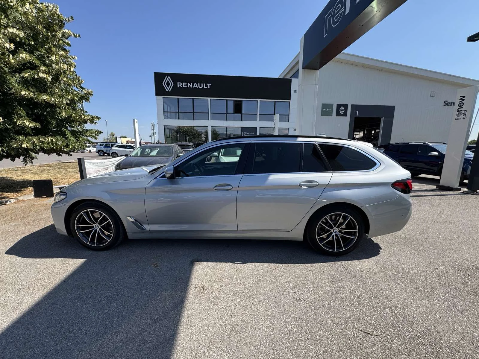 BMW 520 D MHEV, снимка 3 - Автомобили и джипове - 55627740