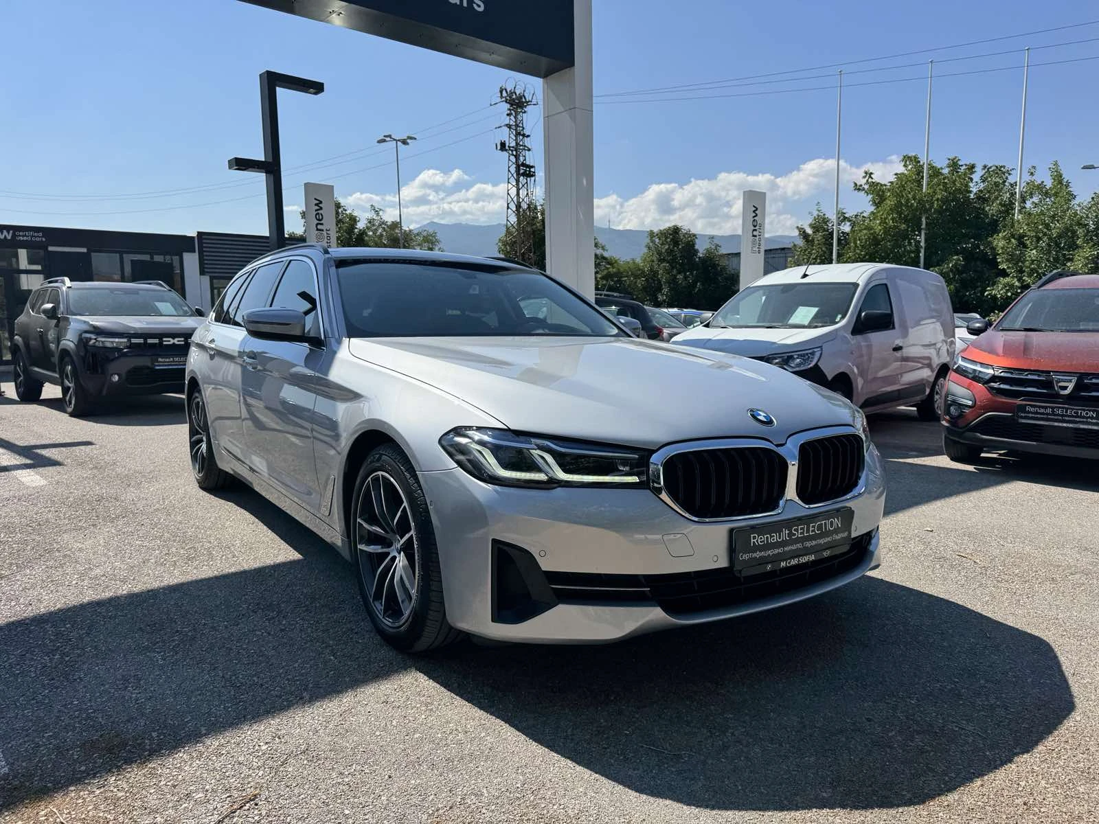 BMW 520 D MHEV, снимка 8 - Автомобили и джипове - 55627740