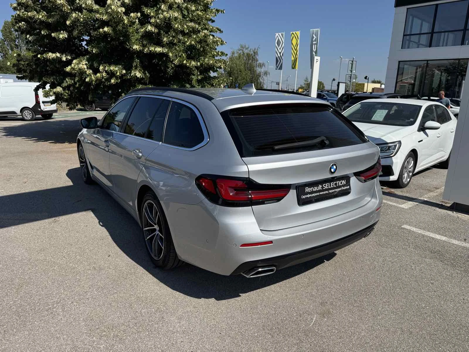 BMW 520 D MHEV, снимка 4 - Автомобили и джипове - 55627740