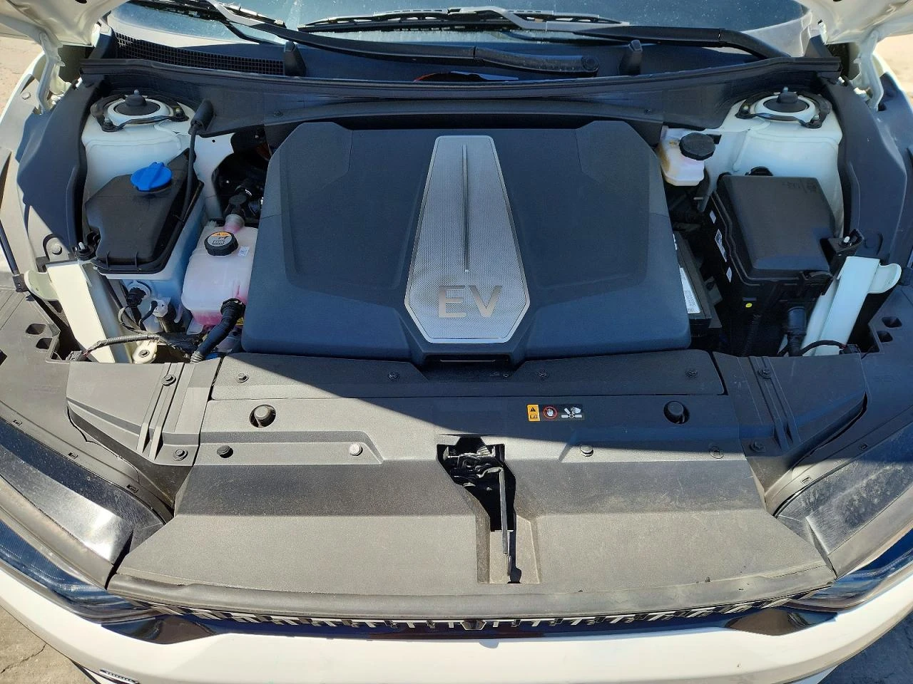 Kia EV6 GT AWD DUAL MOTOR| КРАЙНА ЦЕНА, снимка 12 - Автомобили и джипове - 55644017