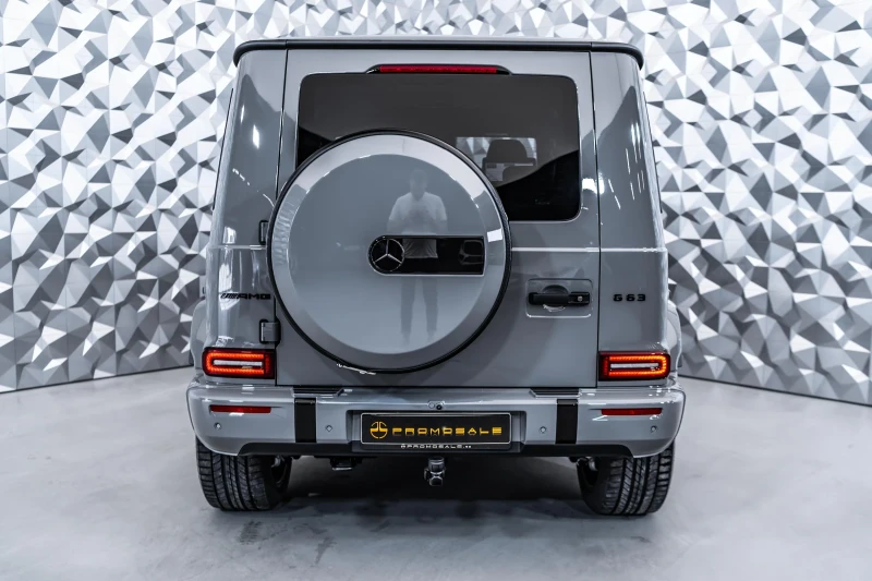 Mercedes-Benz G 63 AMG Carbon* Burmester* 360* Man, снимка 4 - Автомобили и джипове - 52883254
