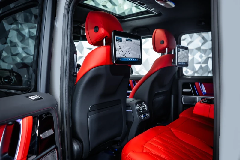 Mercedes-Benz G 63 AMG Carbon* Burmester* 360* Man, снимка 14 - Автомобили и джипове - 52883254