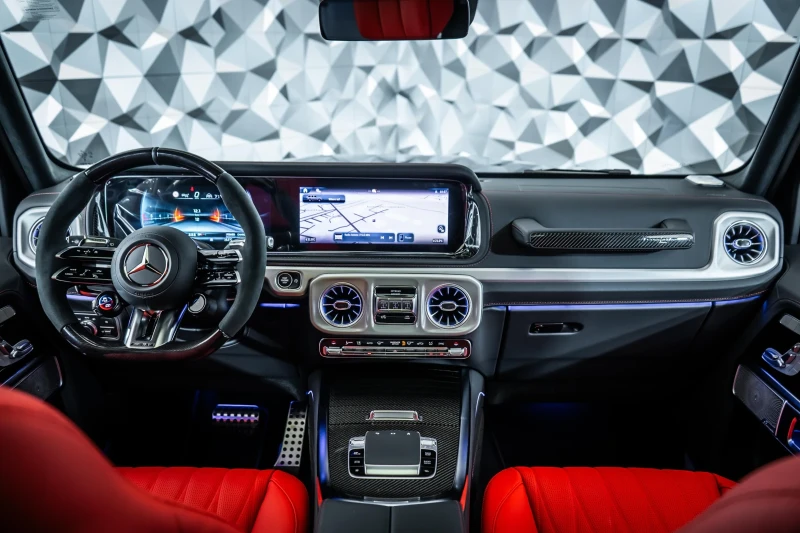Mercedes-Benz G 63 AMG Carbon* Burmester* 360* Man, снимка 11 - Автомобили и джипове - 52883254