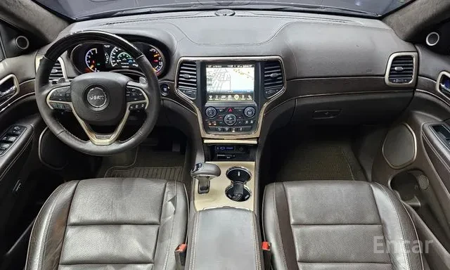 Jeep Grand cherokee SUMMMIT / ВЪЗДУХ / ОБДУХ / ПАНО / ДИСТРОНИК, снимка 8 - Автомобили и джипове - 55901222
