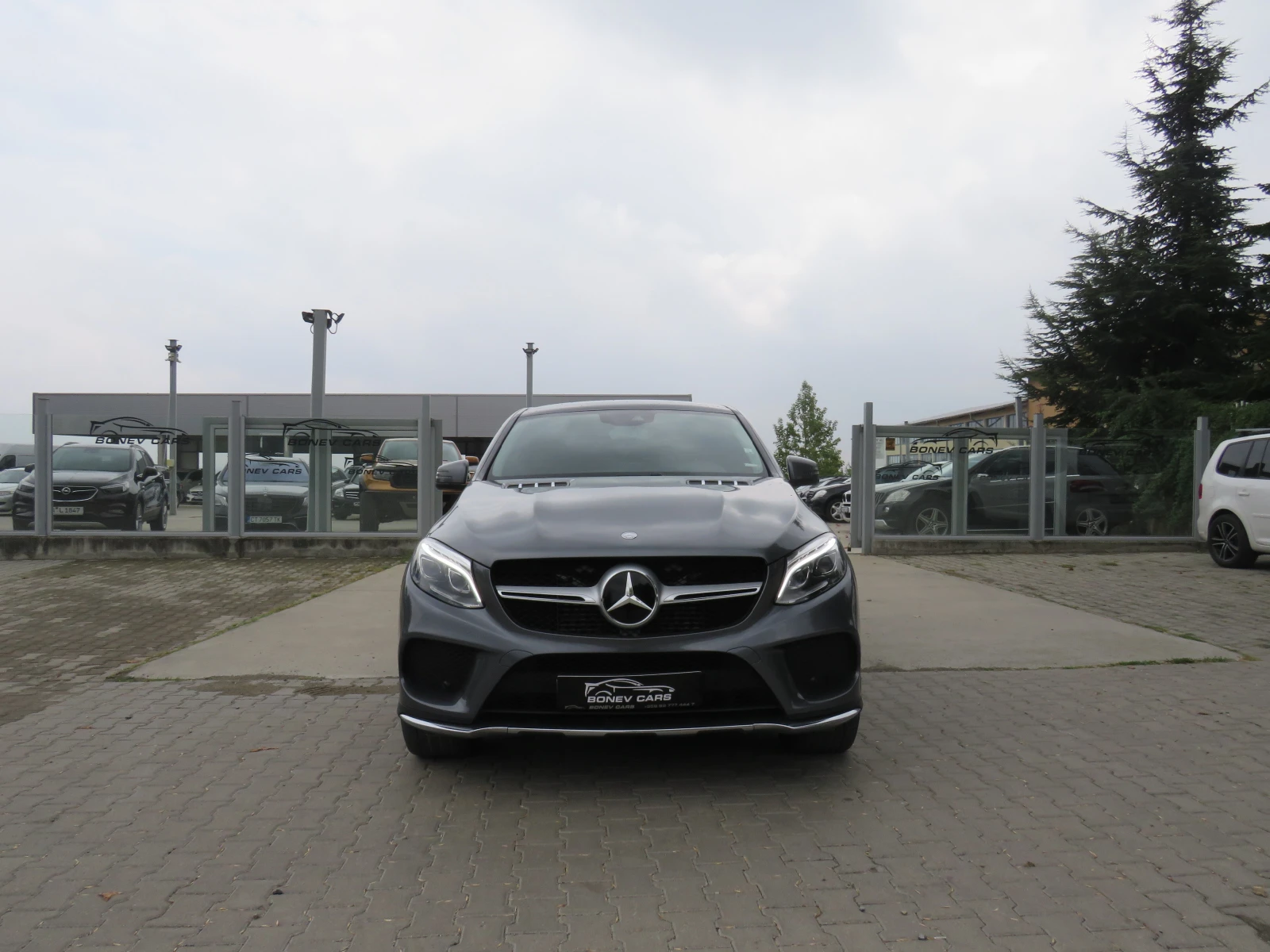 Mercedes-Benz GLE 350 CDI* *  4-MATIC PANORAMA 9-СКОРОСТИ* * РЕГИСТРИРАН - изображение 2