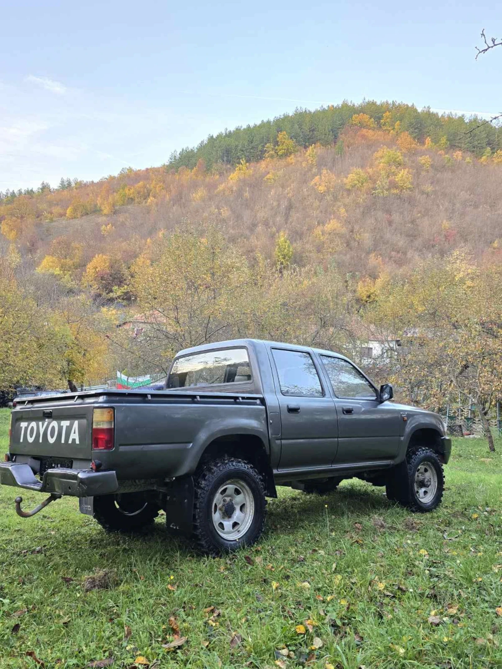 Toyota Hilux Внос от  Южна Италия Пикап 5места - изображение 4