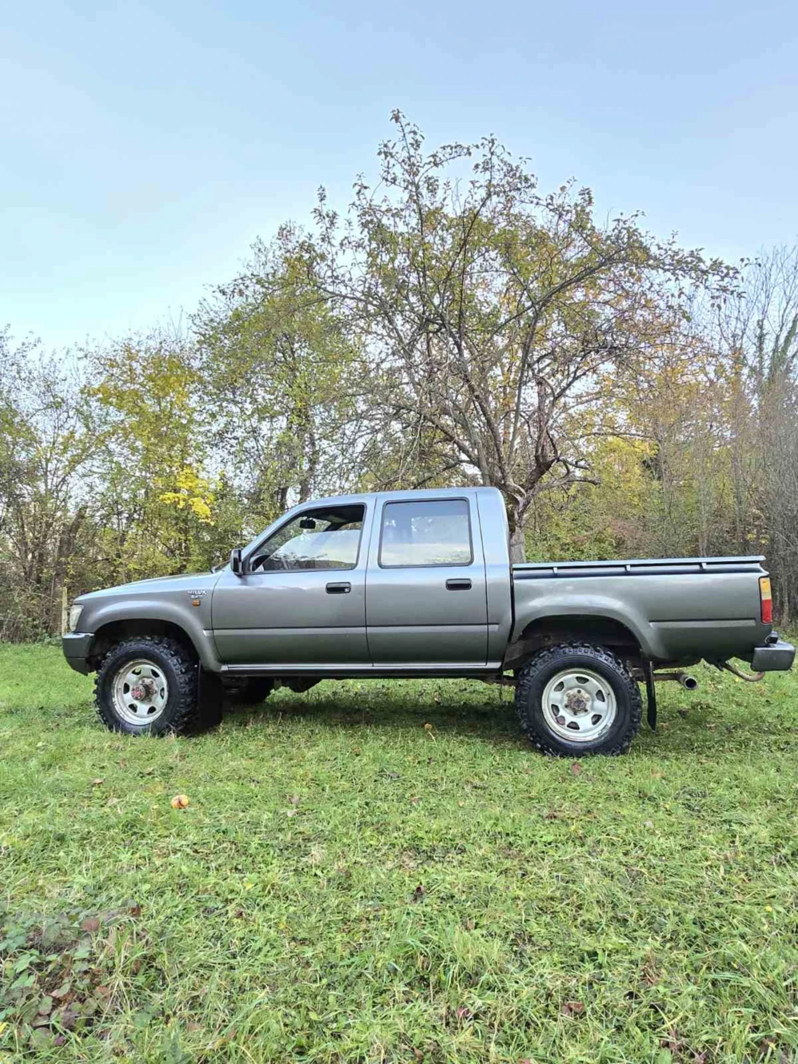 Toyota Hilux Внос от  Южна Италия Пикап 5места - изображение 2