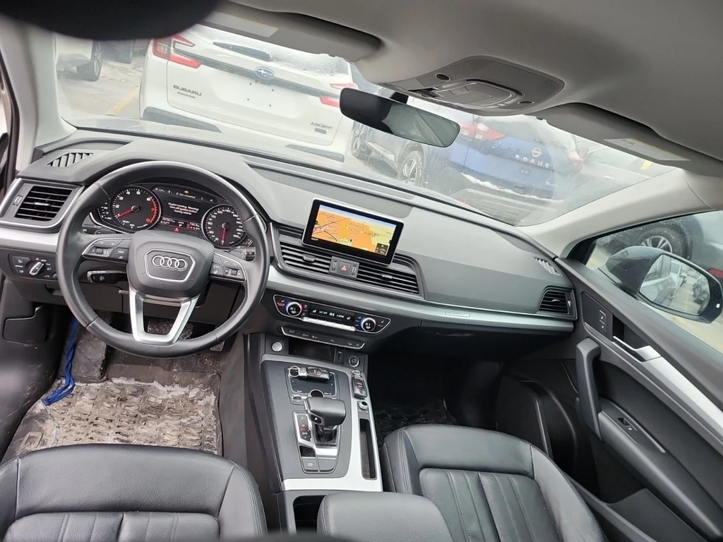 Audi Q5 * 2.0 TFSI KOMFORT QUATTRO * NAVI/BACKUP CAM/LEATH - изображение 2