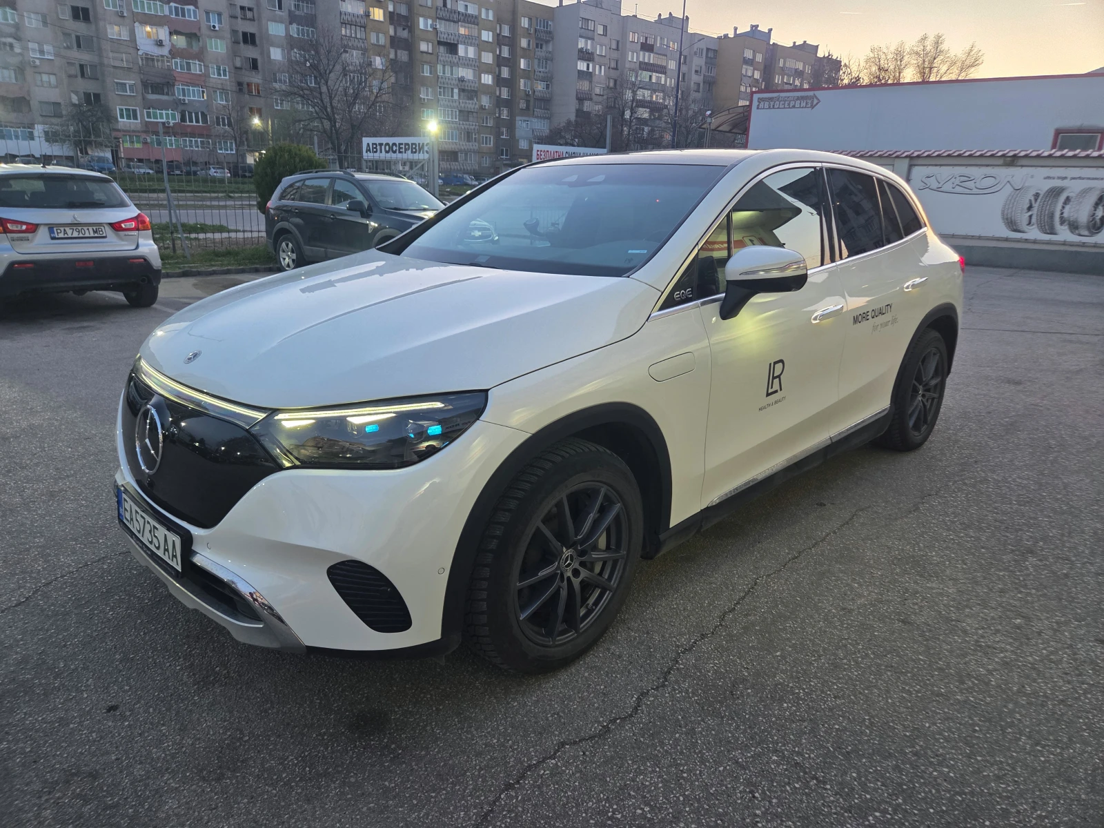 Mercedes-Benz EQE 350/4Matic/Distronic/BURMESTER/Head-Up/HyperScreen