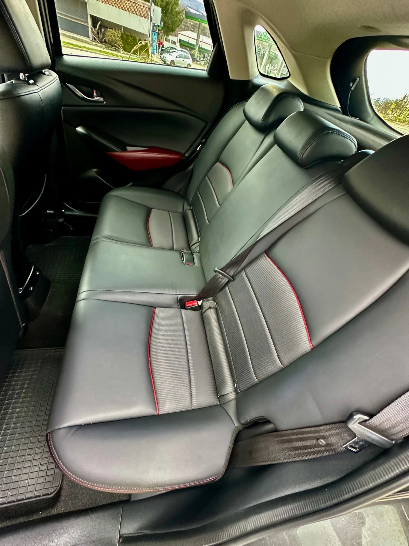 Mazda CX-3 2.0 AWD 2018г 103 хил км НОВА !!!!, снимка 10 - Автомобили и джипове - 54008210