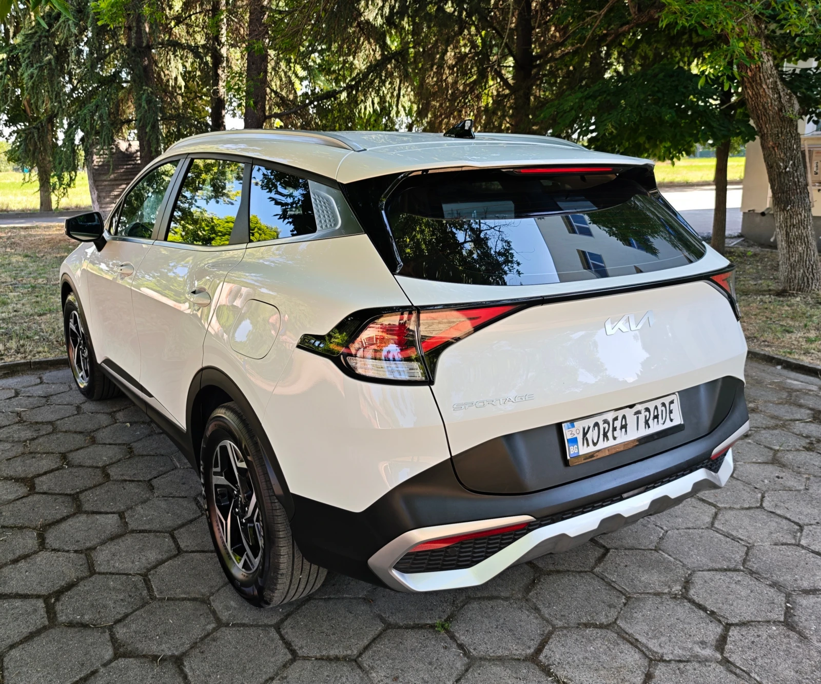 Kia Sportage 2.0 CRDI , снимка 6 - Автомобили и джипове - 54845515
