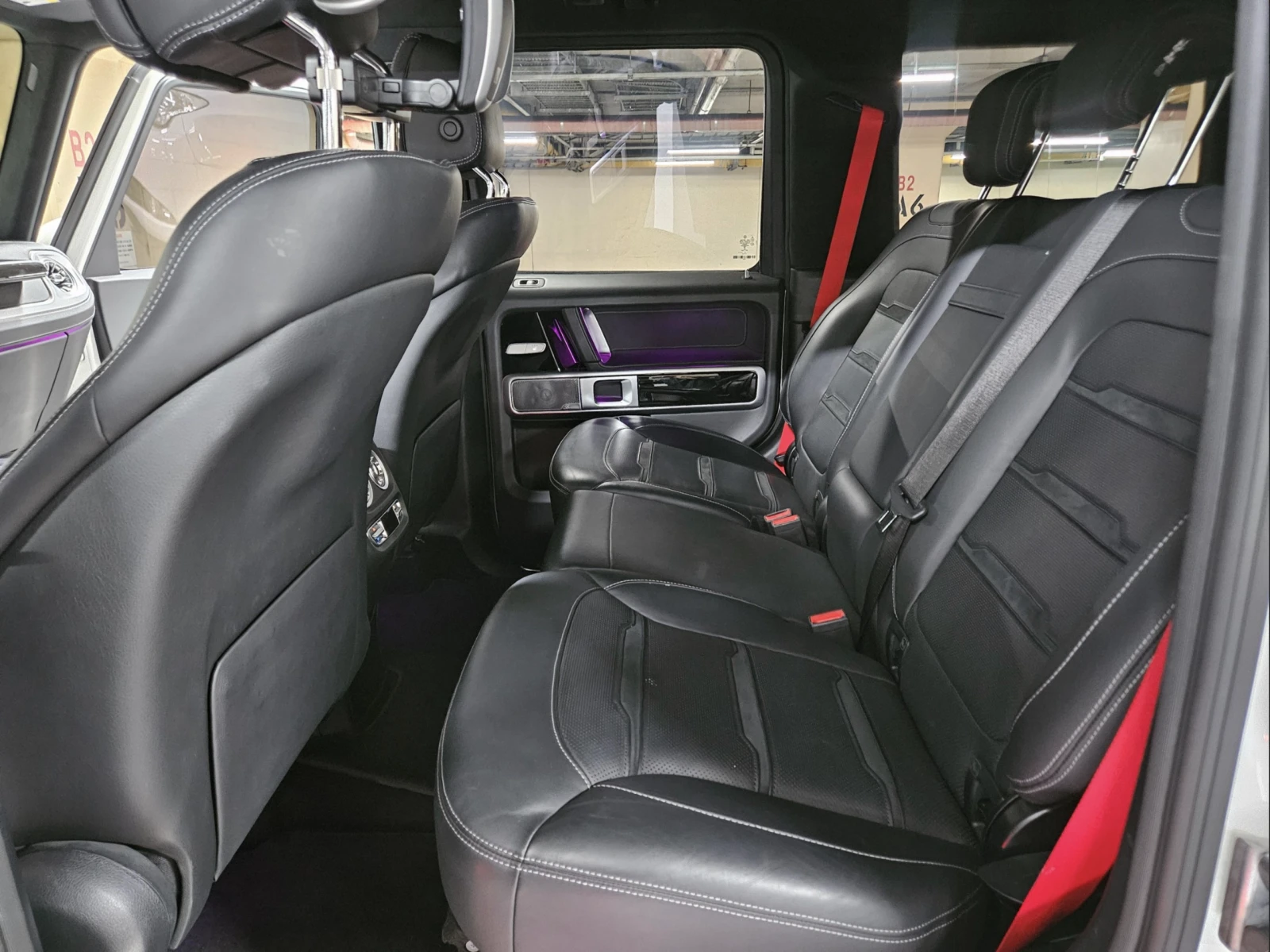 Mercedes-Benz G 63 AMG АВТОКРЕДИТ* BURMASTER* MULTIBEAM LED* 360* ГЕНЕРАЦ, снимка 9 - Автомобили и джипове - 54847244
