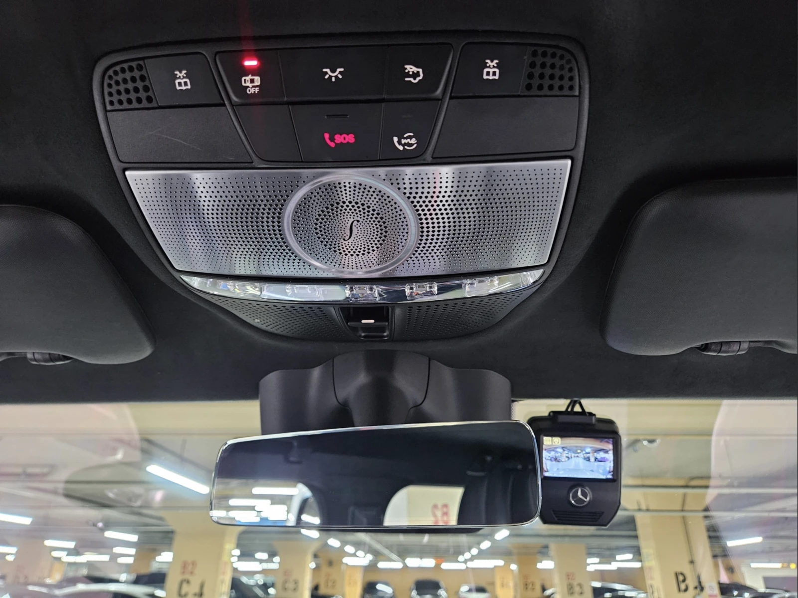 Mercedes-Benz G 63 AMG АВТОКРЕДИТ* BURMASTER* MULTIBEAM LED* 360* ГЕНЕРАЦ, снимка 13 - Автомобили и джипове - 54847244