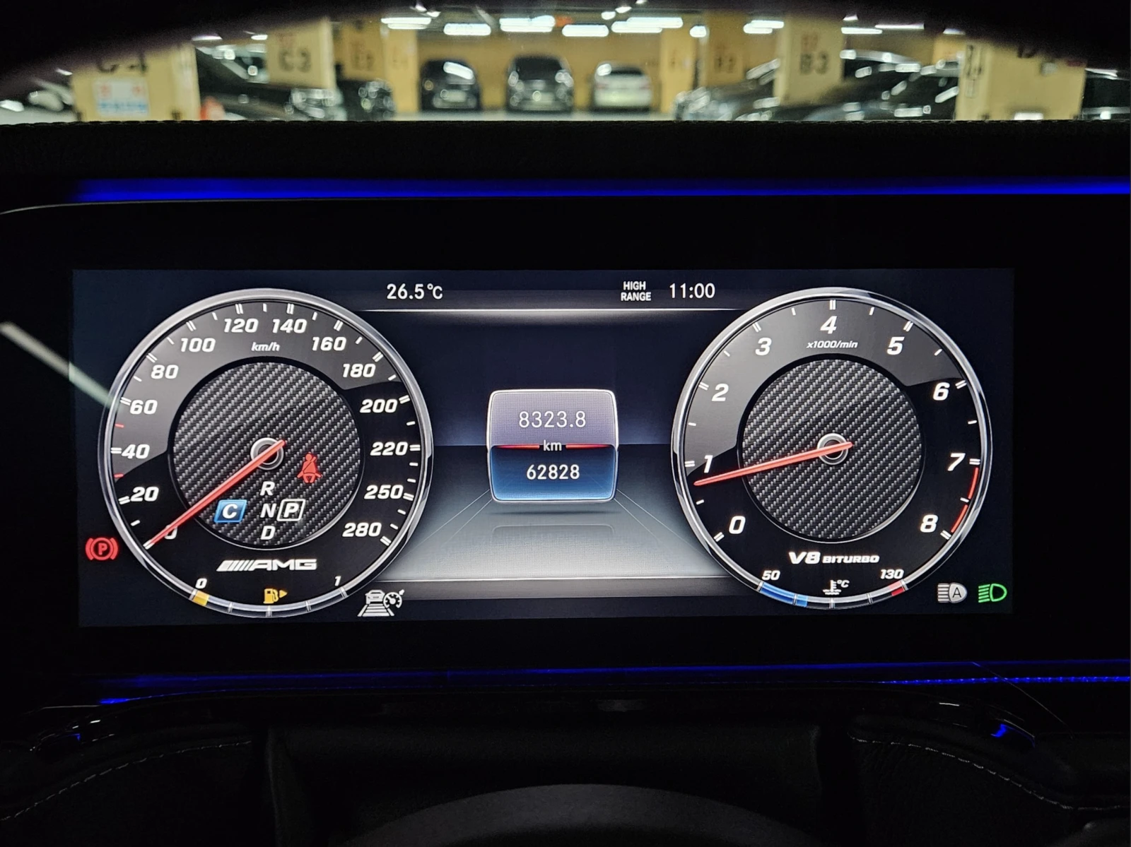 Mercedes-Benz G 63 AMG АВТОКРЕДИТ* BURMASTER* MULTIBEAM LED* 360* ГЕНЕРАЦ, снимка 6 - Автомобили и джипове - 54847244