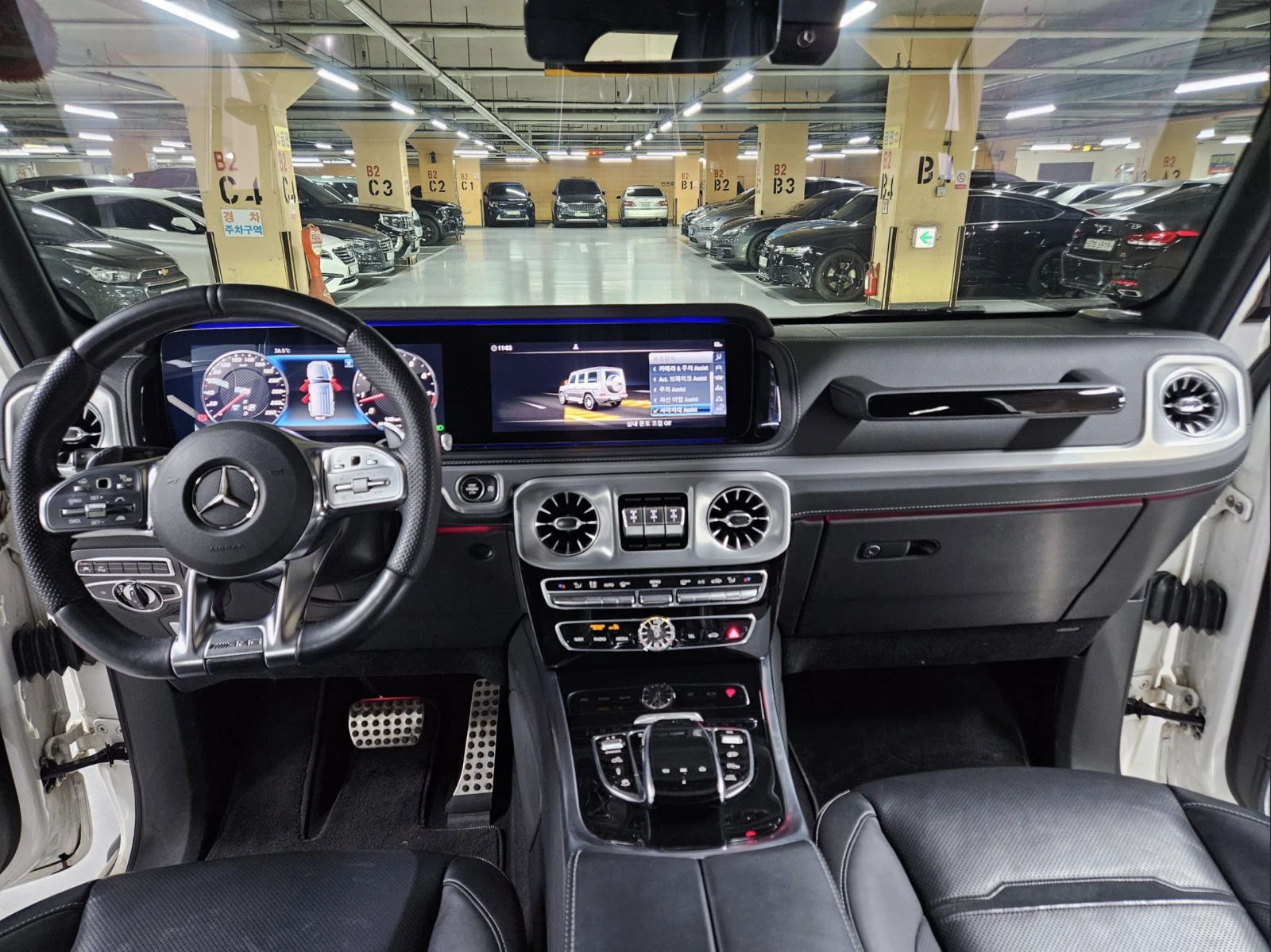 Mercedes-Benz G 63 AMG АВТОКРЕДИТ* BURMASTER* MULTIBEAM LED* 360* ГЕНЕРАЦ, снимка 10 - Автомобили и джипове - 54847244