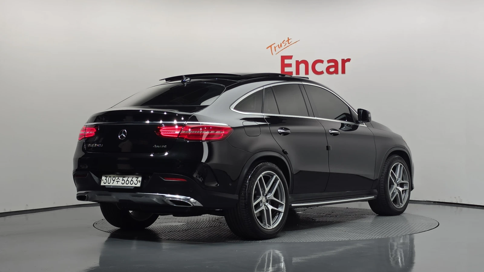 Mercedes-Benz GLE 350 360* ЕЛ. БАГАЖНИК* BLIND SPOT* ЛЮК* КРАЙНА ЦЕНА, снимка 2 - Автомобили и джипове - 55271954