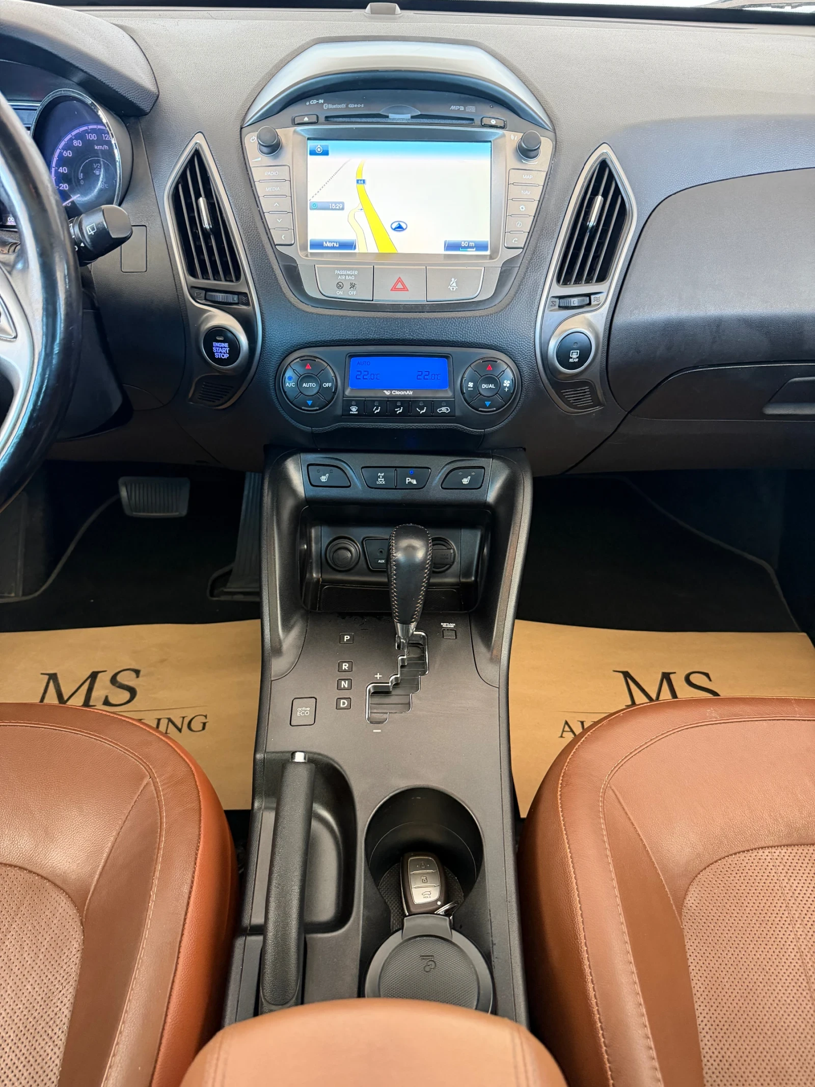 Hyundai IX35 2.0 d 184 kc. 4x4 avtomat, navi, panorama, снимка 11 - Автомобили и джипове - 55963237