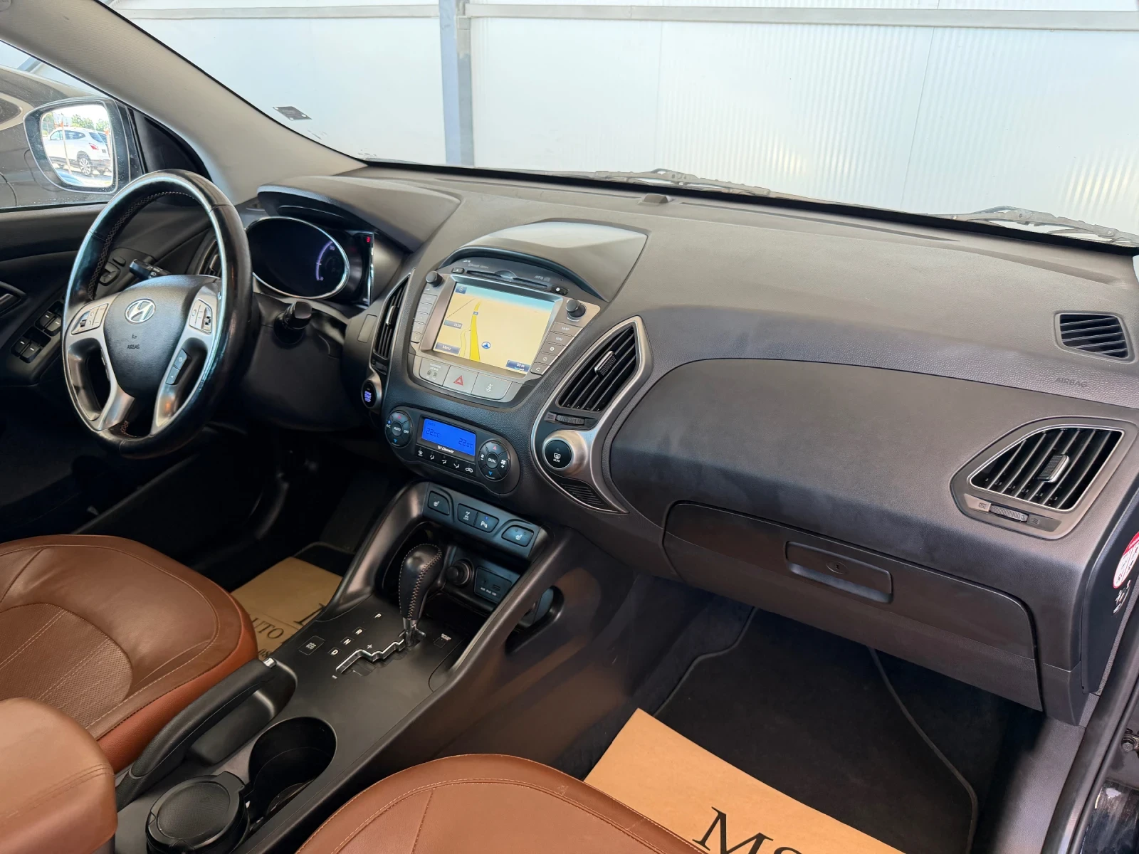 Hyundai IX35 2.0 d 184 kc. 4x4 avtomat, navi, panorama, снимка 8 - Автомобили и джипове - 55963237