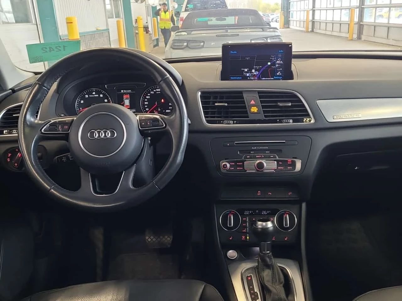 Audi Q3 * 2.0 Tfsi Quattro Tiptronic Progressiv * CARFAX * | Mobile.bg � ����������� 10