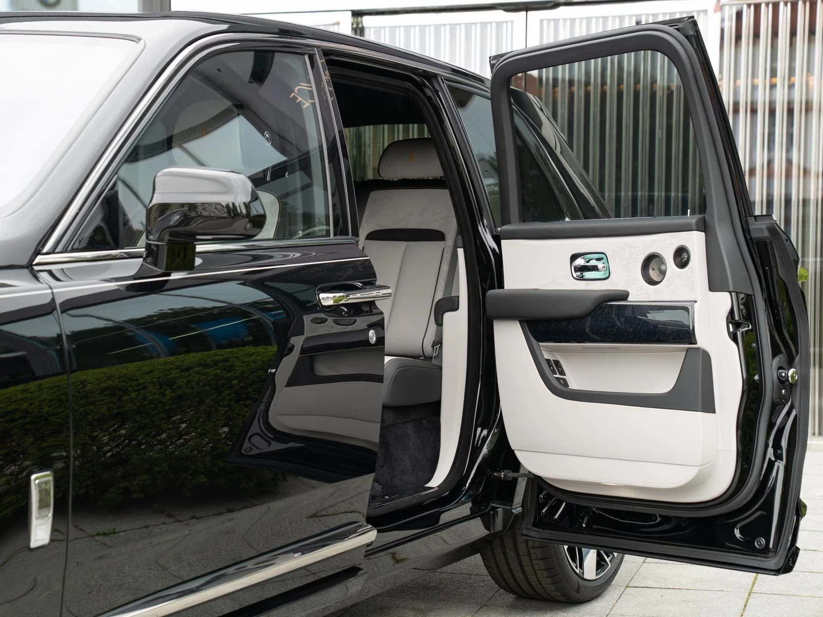 Rolls-Royce Cullinan SHOOTING STAR / BESPOKE / NIGHT VISION / 360 | Mobile.bg � ����������� 9