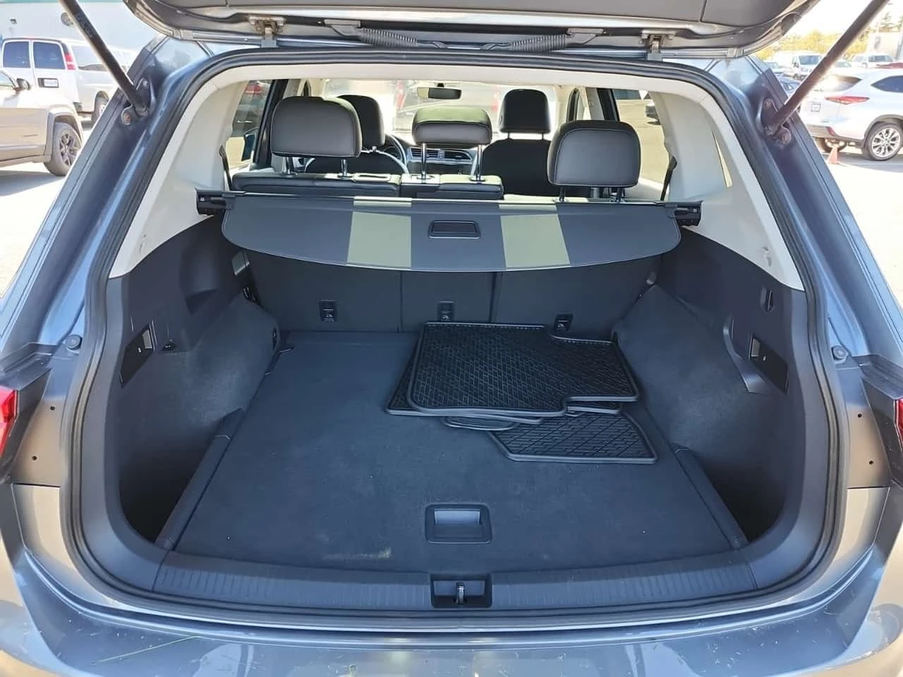 VW Tiguan * 4motion Comfortline * CARFAX * ����������� | Mobile.bg � ����������� 13