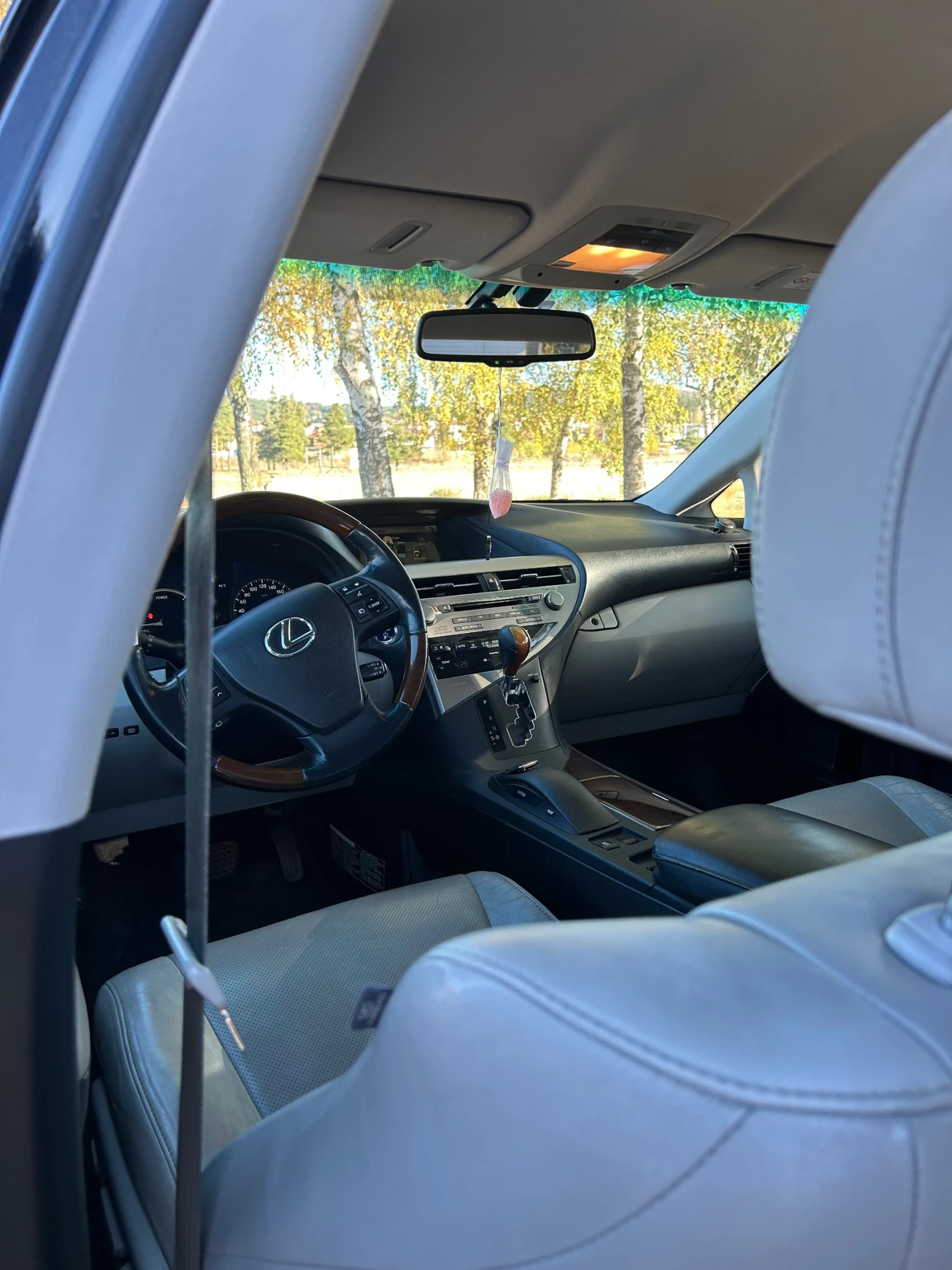 Lexus RX 450h, снимка 14 - Автомобили и джипове - 56645628
