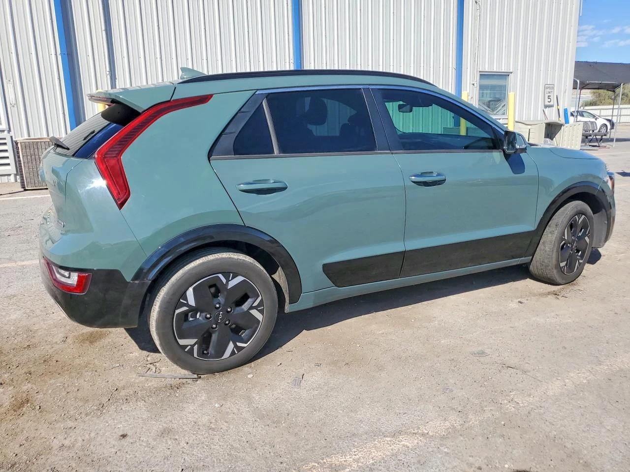 Kia Niro * WAVE* , снимка 4 - Автомобили и джипове - 56662239