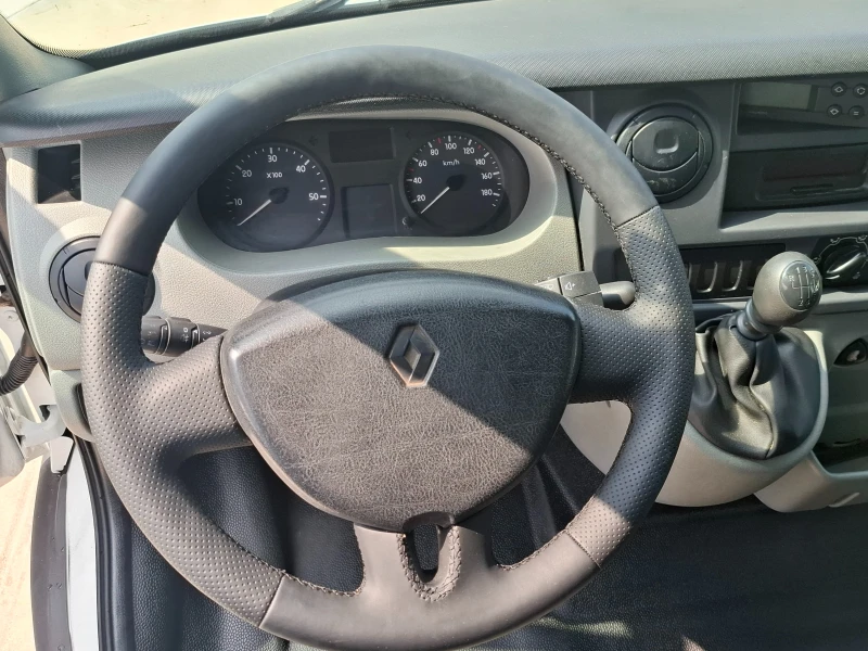 Renault Master До3.5т/3.0/Клима/220V, снимка 10 - Бусове и автобуси - 51049042