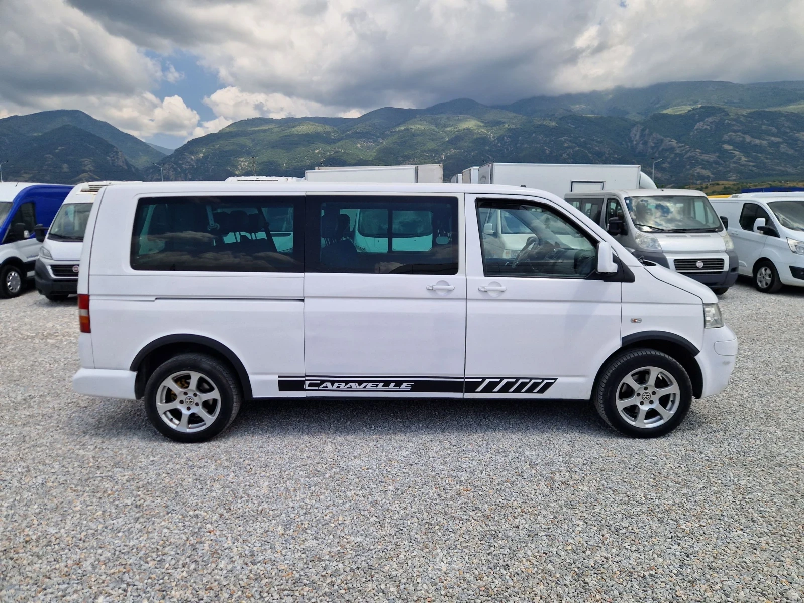 VW Transporter CARAVELLE - изображение 3