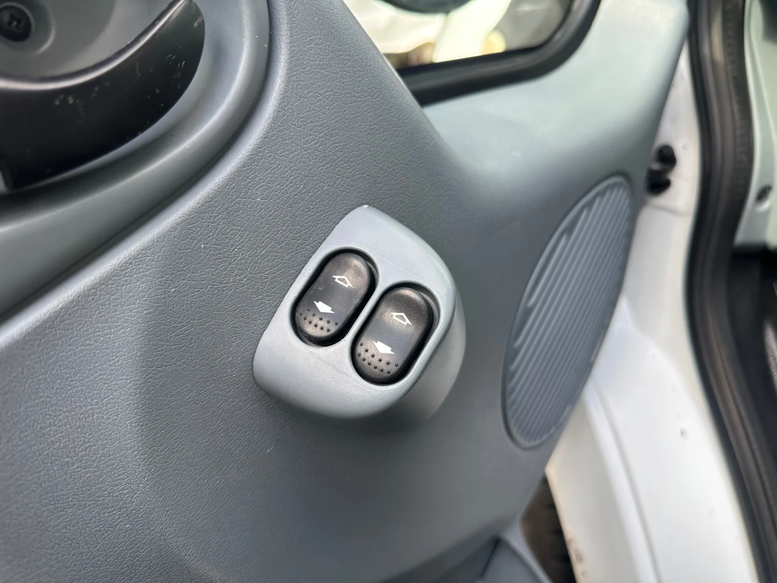 Ford Transit 2.2TDCI, снимка 12 - Бусове и автобуси - 54322314