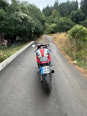 ����� �� �������� �� Honda Cbr