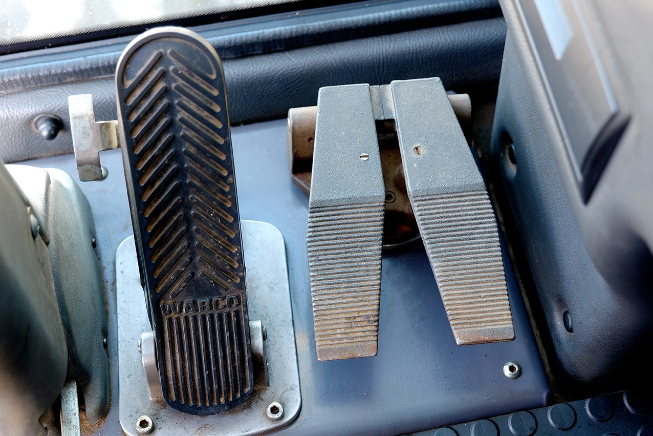 Багер Fuchs 340, снимка 15 - Индустриална техника - 54067674