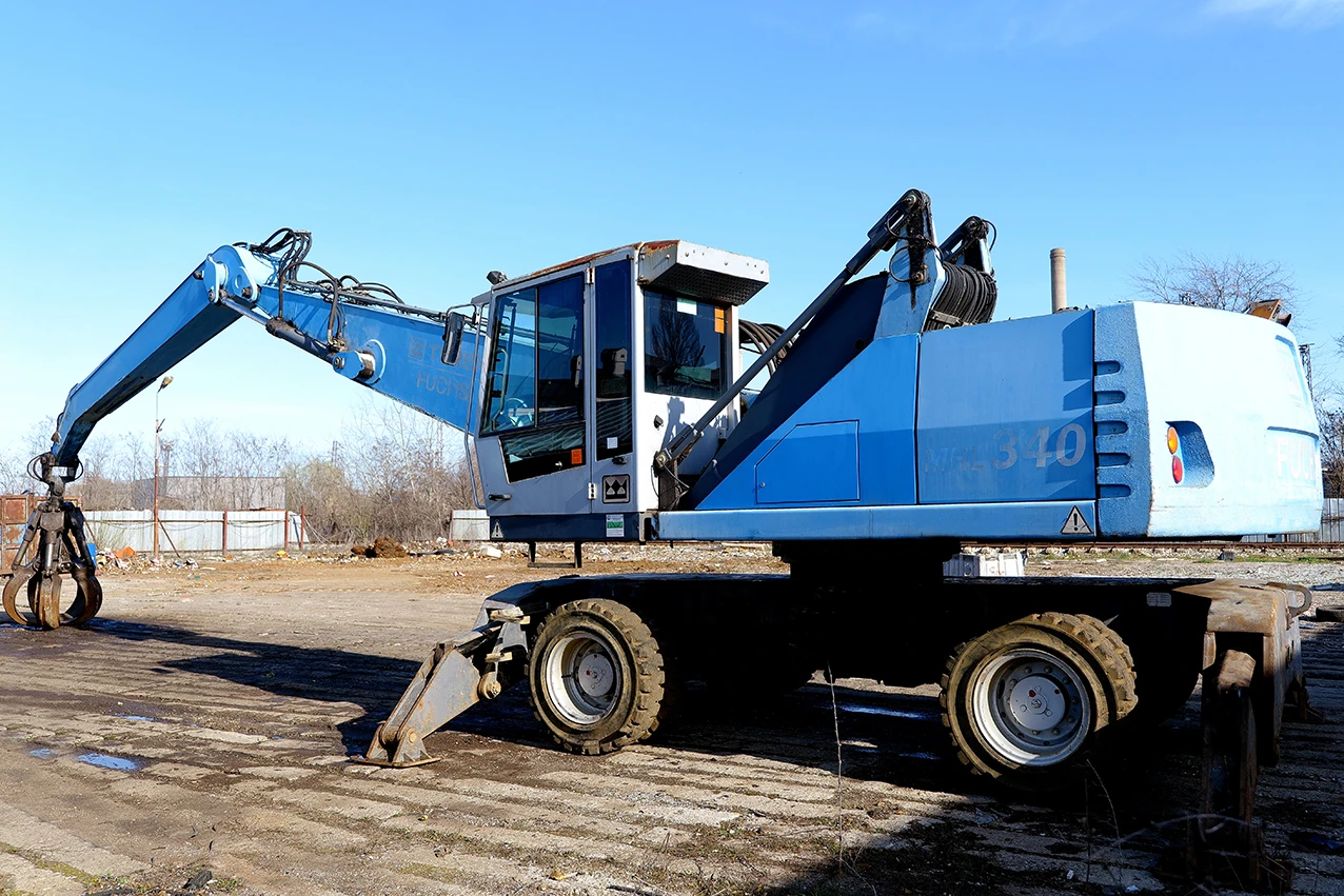 Багер Fuchs 340, снимка 3 - Индустриална техника - 54067674