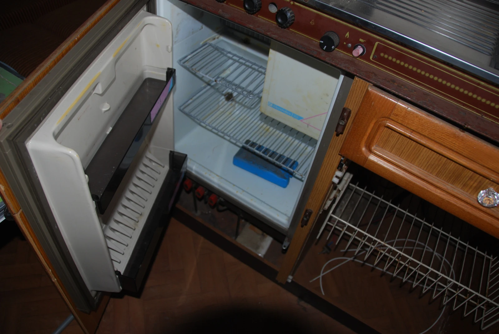 Каравана Hobby hobby, снимка 11 - Каравани и кемпери - 54181275