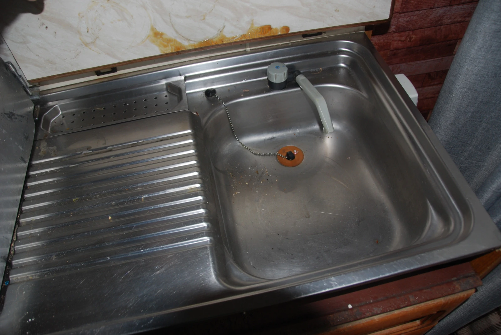 Каравана Hobby hobby, снимка 9 - Каравани и кемпери - 54181275