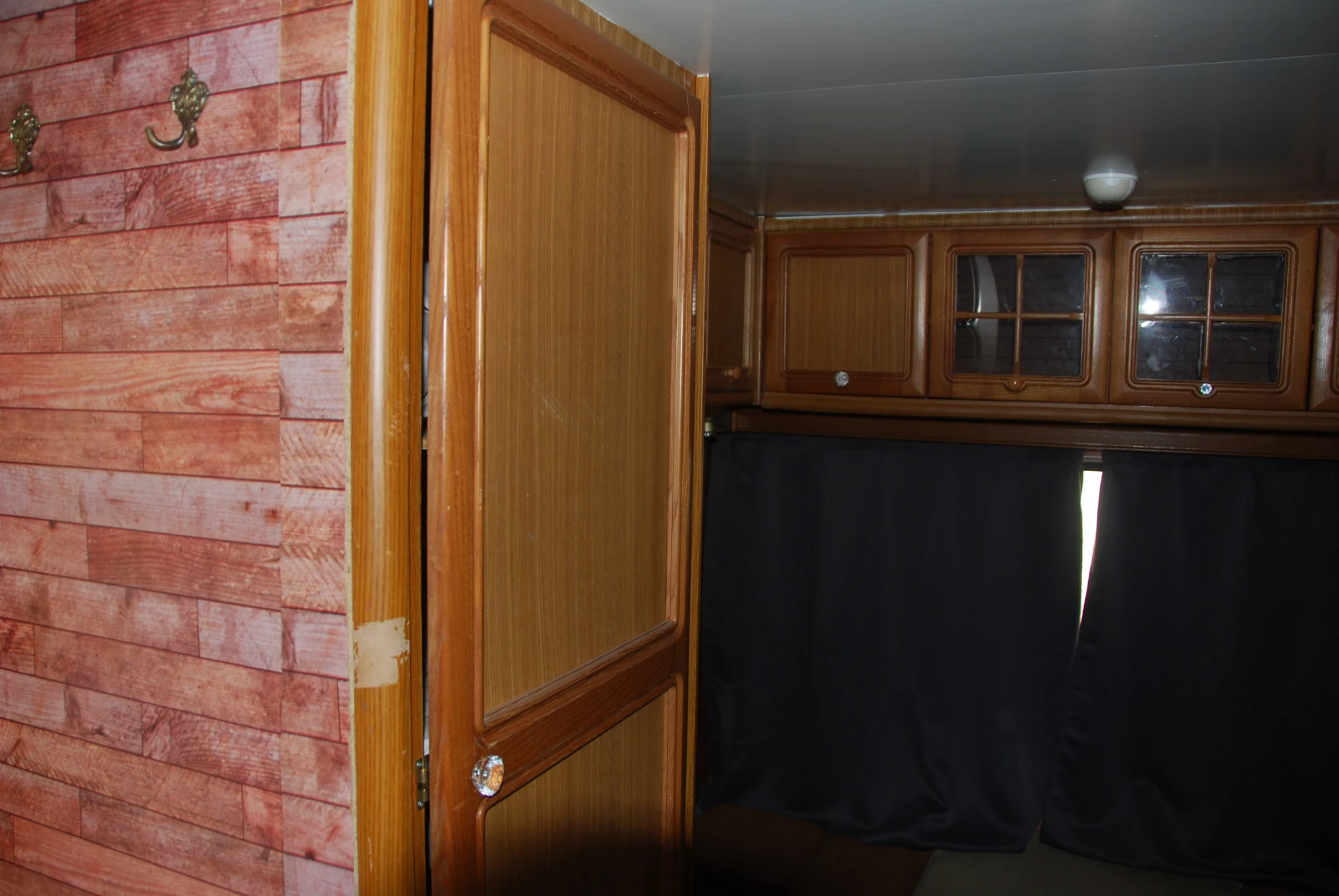 Каравана Hobby hobby, снимка 6 - Каравани и кемпери - 54181275