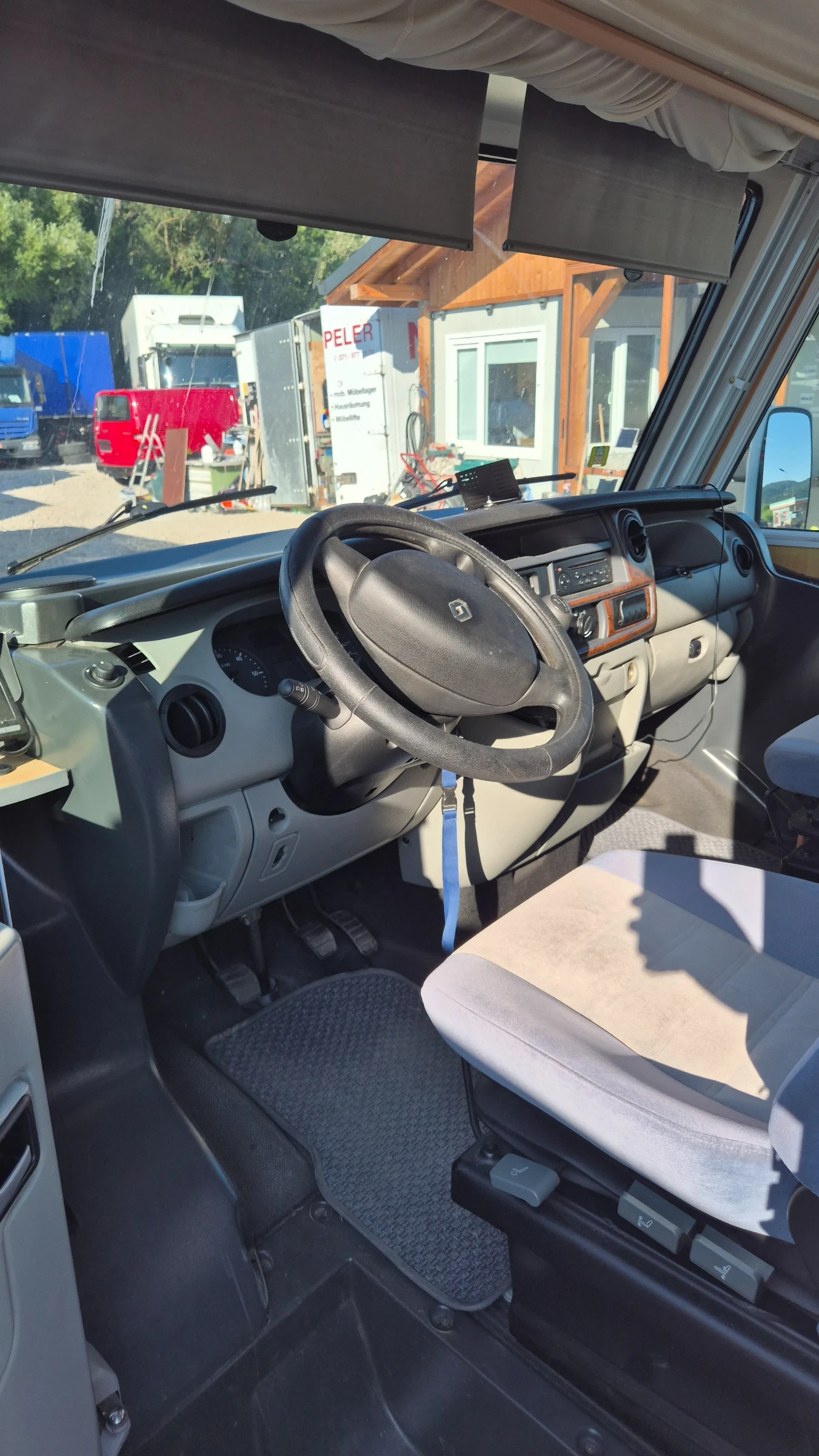 Кемпер Pilote Renault 3.0, снимка 7 - Каравани и кемпери - 55535915