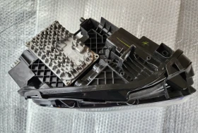 MERCEDES GLB x247 Adaptive LED Ляв Фар А2479068901, снимка 8