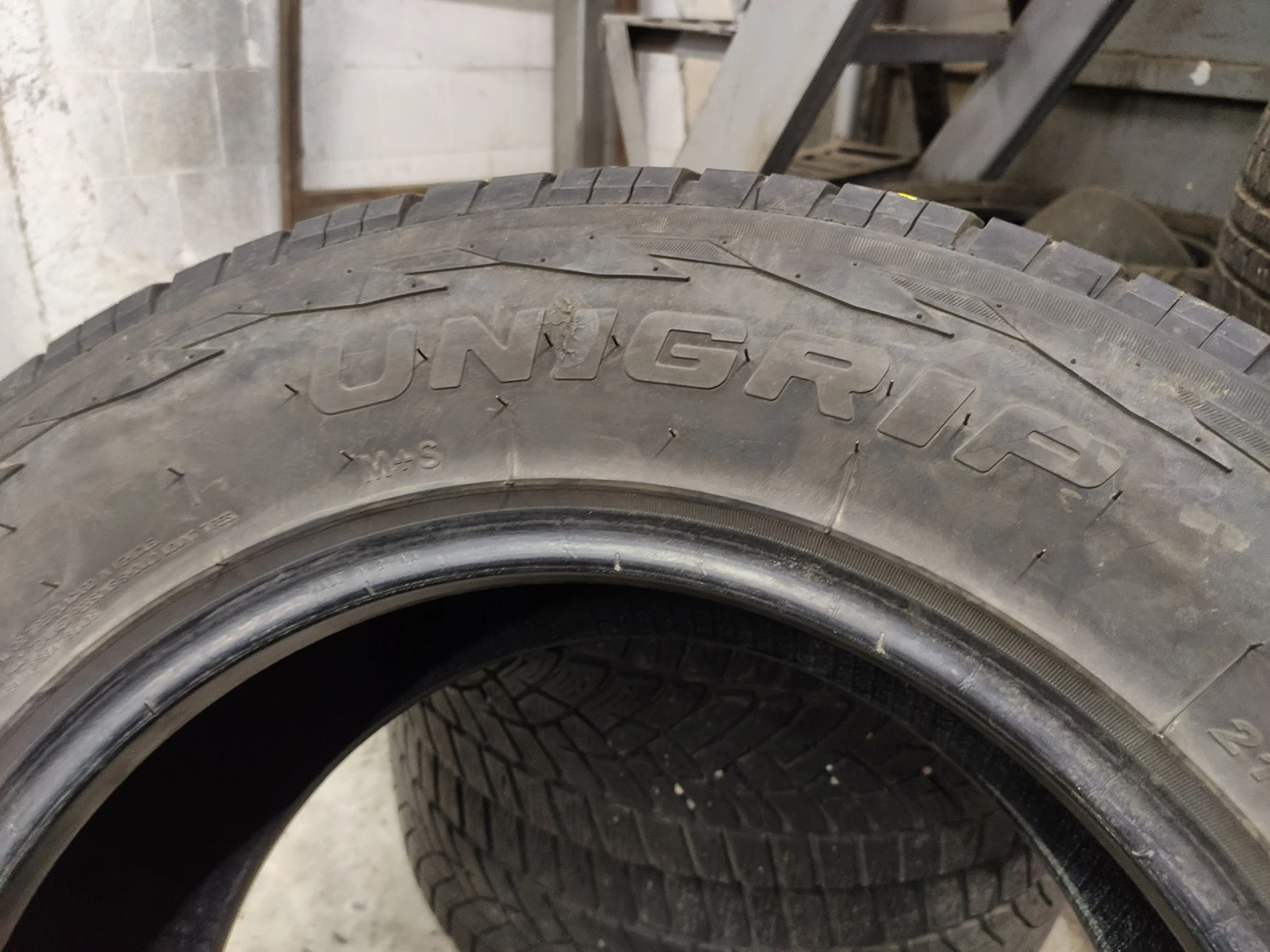  215/70R16 | Mobile.bg   9